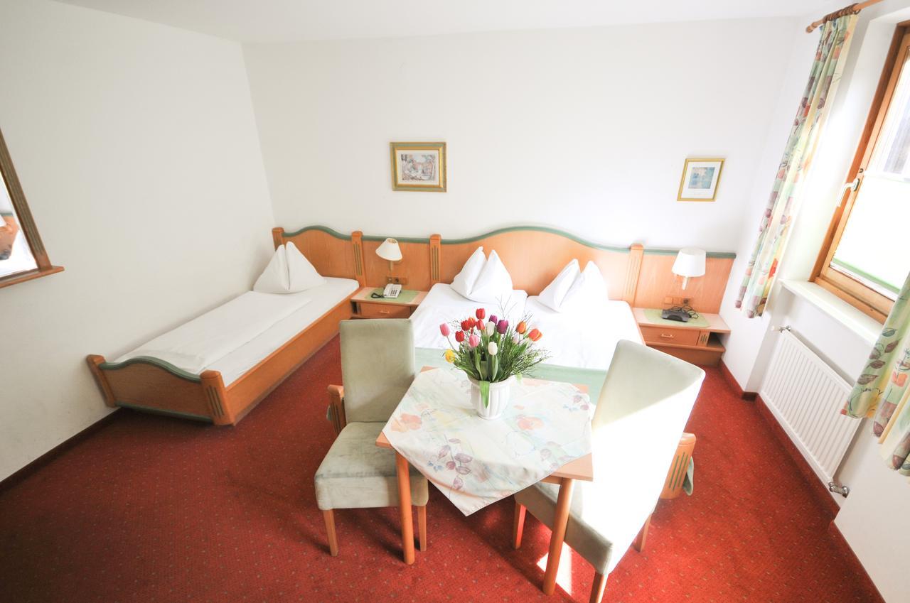 Ihre Pension Trauner Kaprun Exterior foto